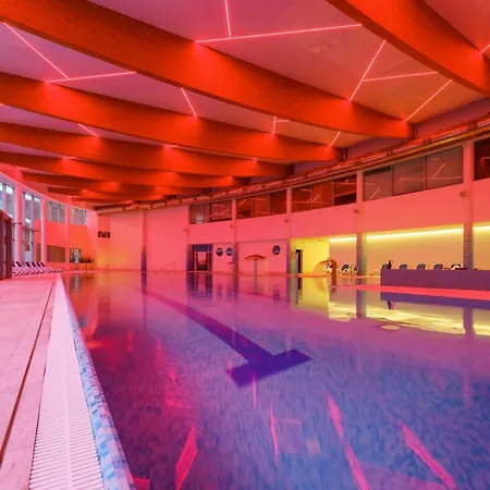 Senator Hotel 4*