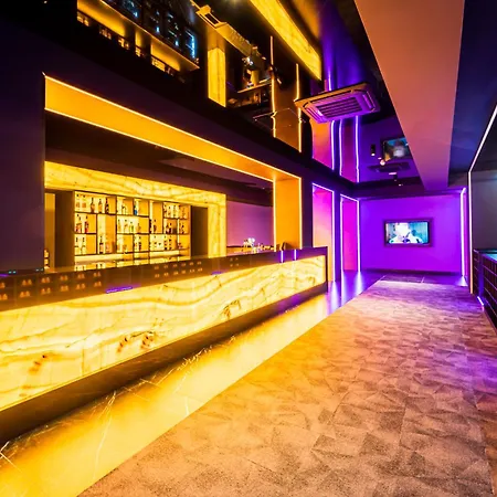Hotel Senator 4*