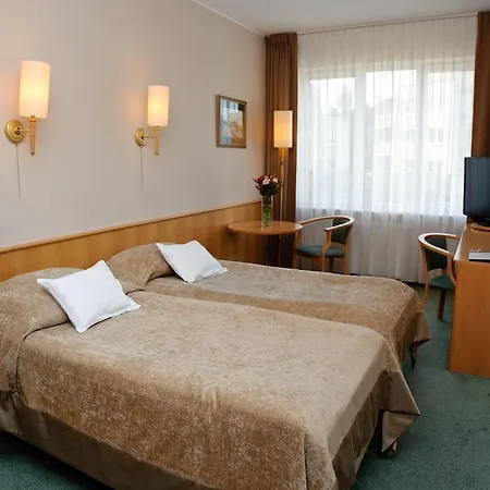 Hotel Senator 4*
