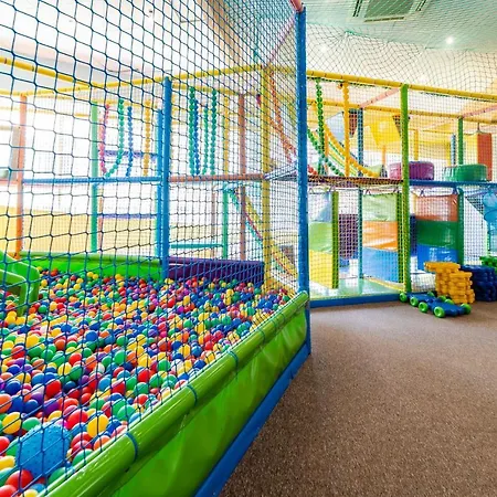 Hotel Senator Dźwirzyno