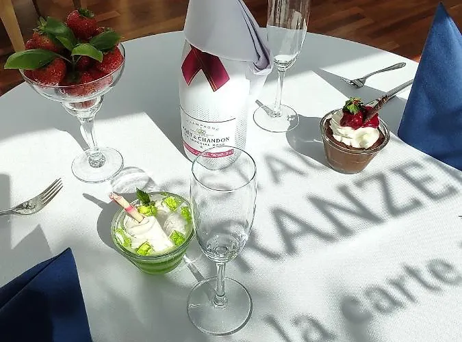 세나토르 호텔 4*