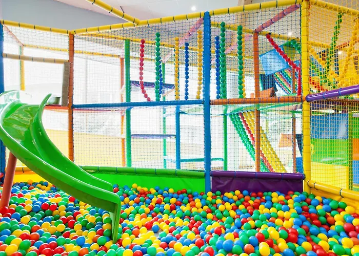 세나토르 4* 드지비르지노